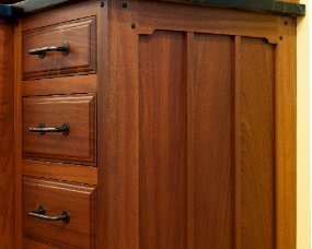 117-11 Wood : Sapele (Wood specie no longer available. Shown for style only); Finish : Nutmeg; Door Style : Monterey; Face Frame : Square Inset