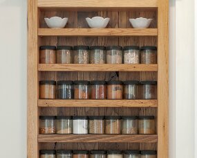 138-06 Wood : Reclaimed Chestnut; Stain Color : Natural; Door Style : Newport; Face Frame : Square Inset;