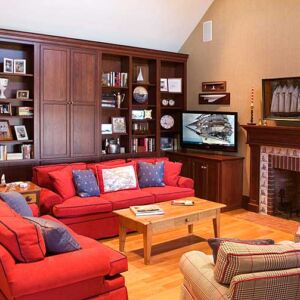 Family Room 02