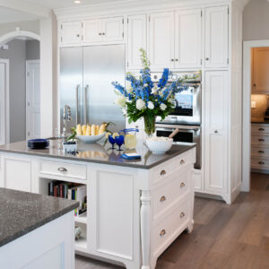 Kitchen Cabinetry 25-04 Kitchen Cabinetry 25-04